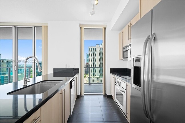 Building Photo - 79 SW 12th St