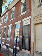 Building Photo - 1826 E Clementine St Building Photo - 1826 E Clementine St