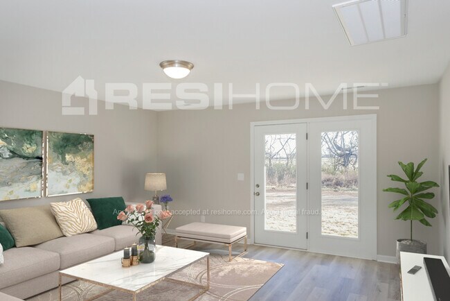 Foto del edificio - 205 Hailey May Ct
