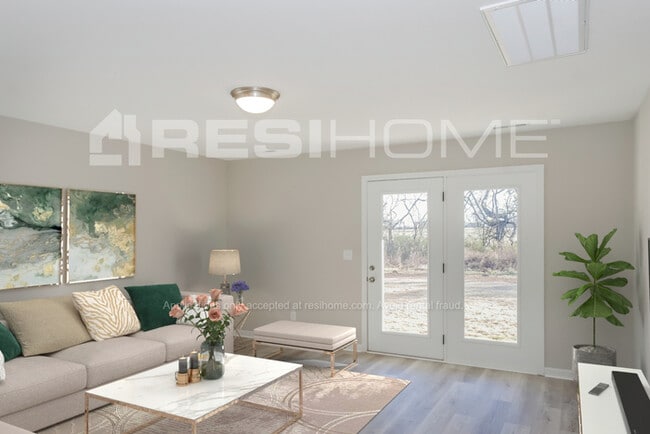 Foto del edificio - 210 Hailey May Ct