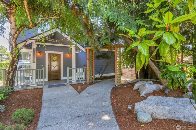 Primary Photo - 9510 9th Ave NW