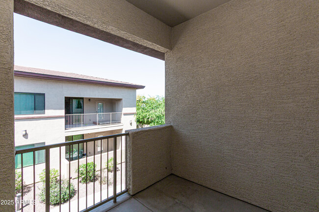 Foto del edificio - 3330 S Gilbert Rd