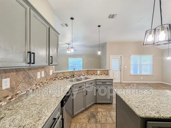 Foto del edificio - 907 Paseo del Plata Dr