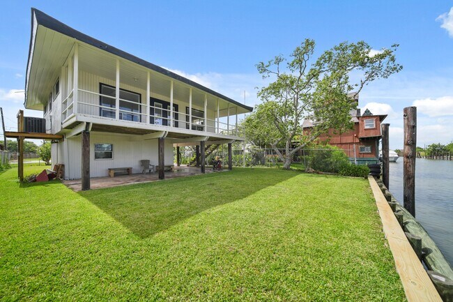 Foto del edificio - 1031 Star Dr