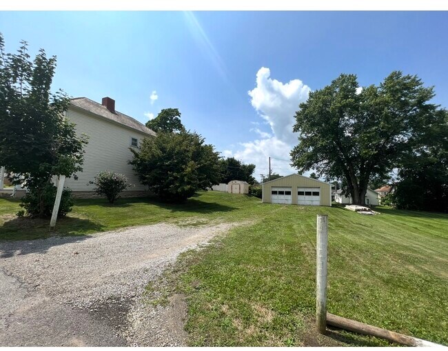 Foto del edificio - 861 Cabot Dr