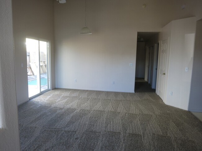 Foto del edificio - 324 Soaring Way