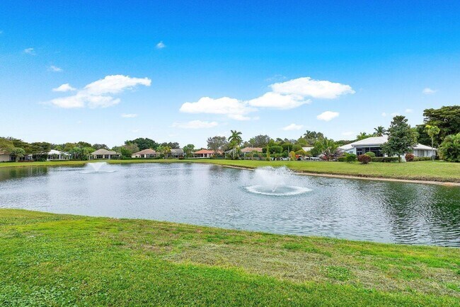 Building Photo - 3 Bermuda Lake Dr