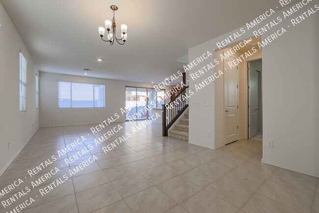 Foto del edificio - 10036 E Tiburon Ave