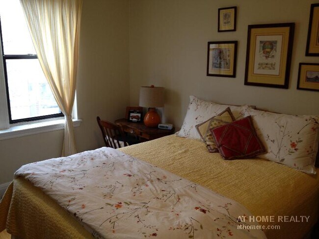 Foto del edificio - 141 Englewood Ave