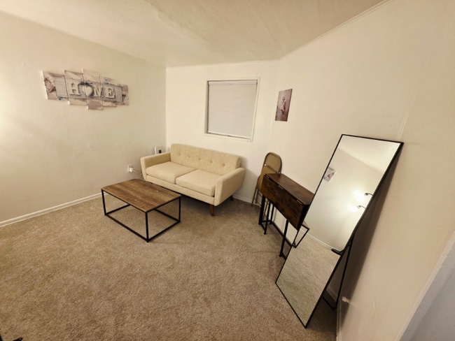 Building Photo - 214 Southern Ave