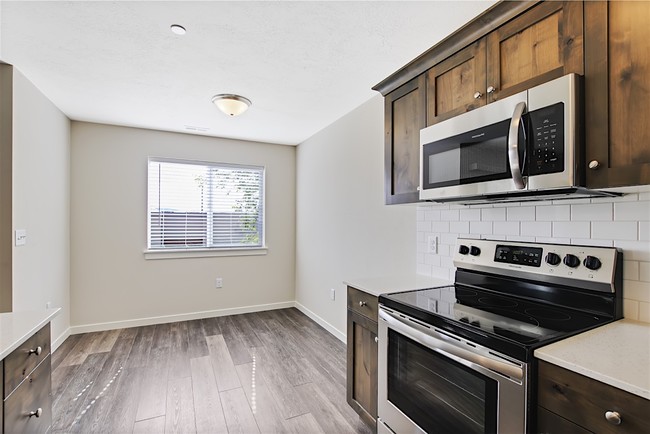 Building Photo - Beautiful 2 bed 2 bath Apartment!