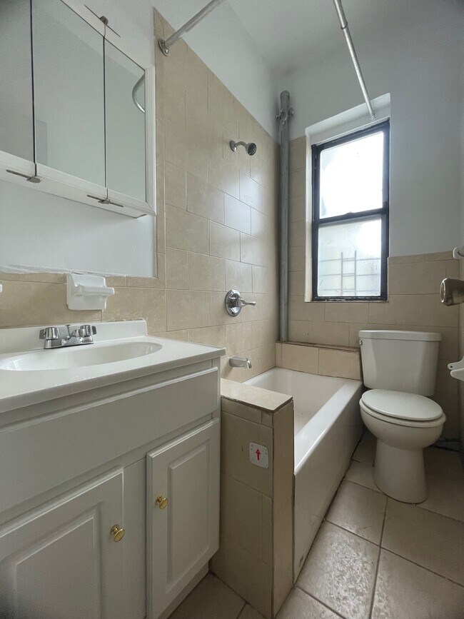 Foto del edificio - 2228 Amsterdam Ave
