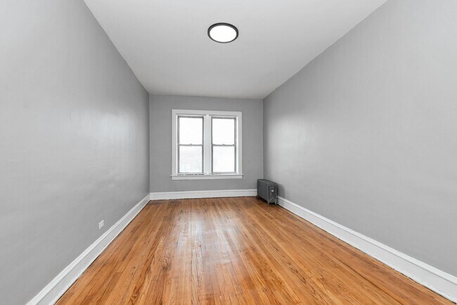 Foto del interior - 9017-25 S Cottage Grove