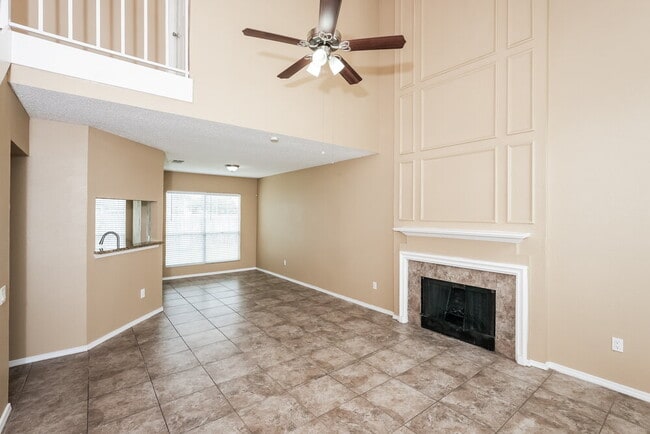 Foto del edificio - 2500 Coldstream Dr