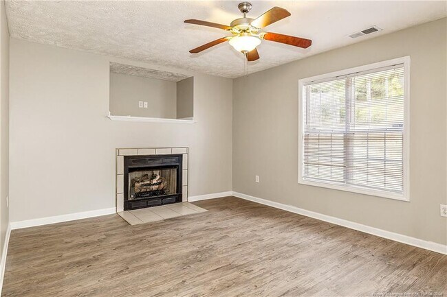 Foto del edificio - 519 Abbottswood Dr