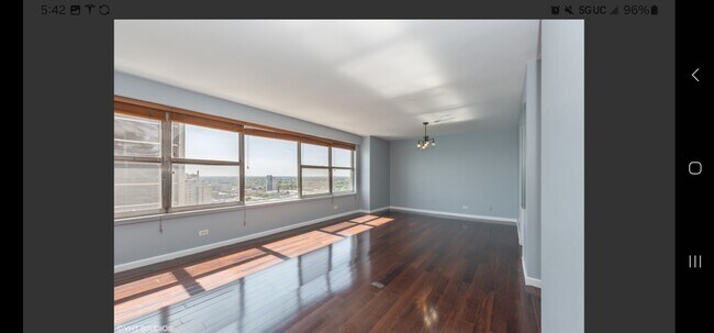 Foto del edificio - 6157 N Sheridan Rd