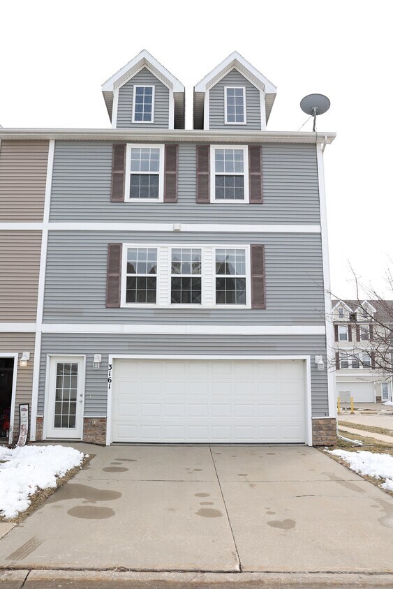 Foto principal - 3161 SW Arlan Ln