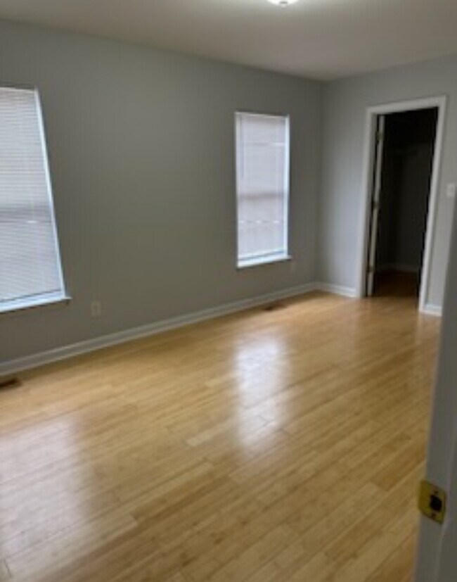 Building Photo - 4217 Brook Creek Ln