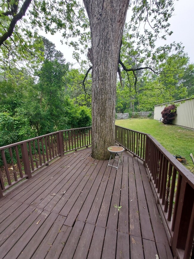 Building Photo - 3805 Lamar St