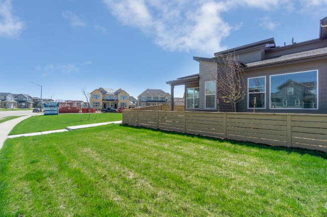 Building Photo - 2614 Thunderstreak Ln