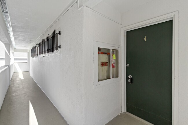Building Photo - 2500 Dana St
