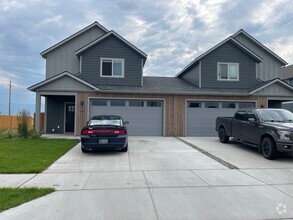Building Photo - 510 Winston Ln