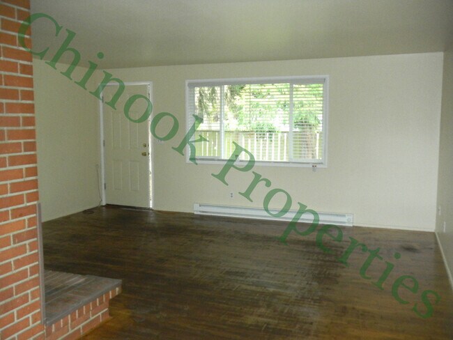 Foto del edificio - 390 Irving Rd