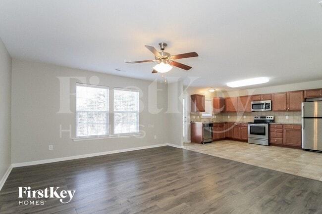 Foto del edificio - 5615 Misty Hill Cir