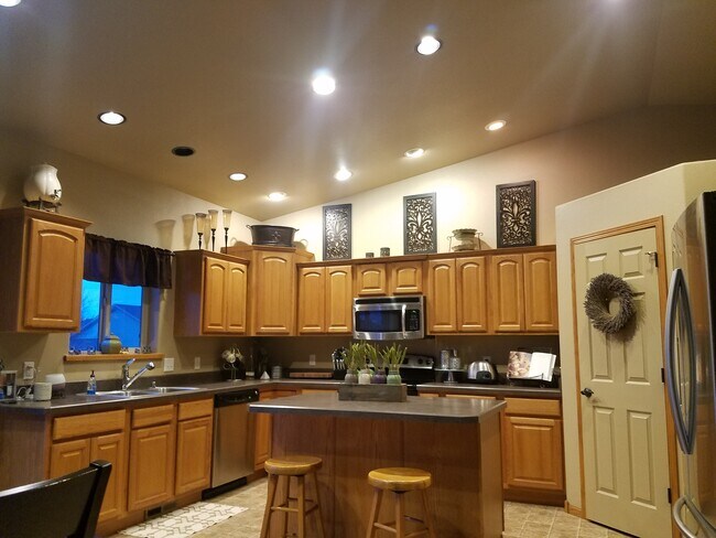 Building Photo - 1775 Morocco Drive