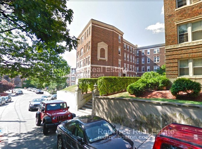 Building Photo - 70 Chiswick Rd