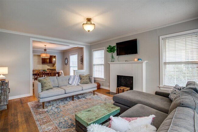 Foto del edificio - 5930 Ellsworth Ave