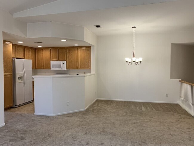 Building Photo - Tivoli Villas Condo For Rent 2br 2ba