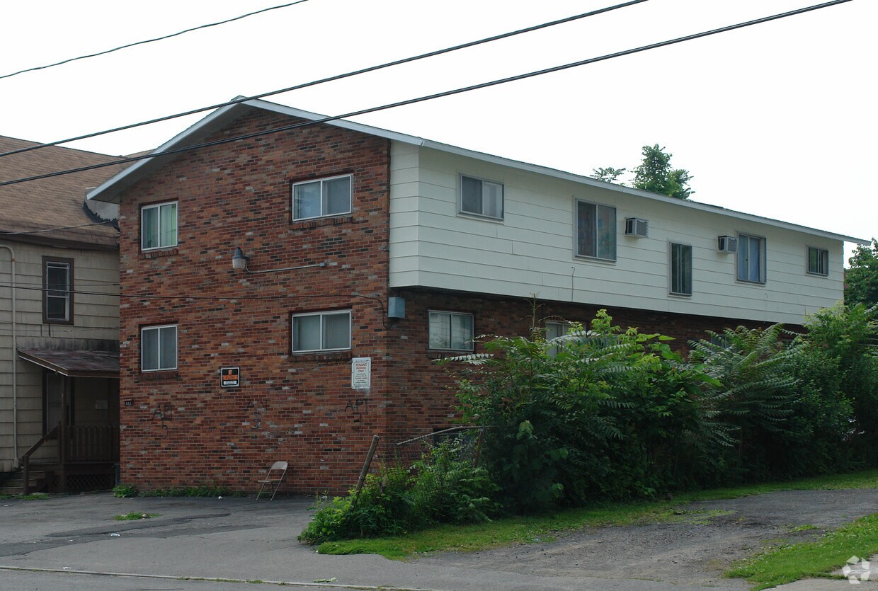 Primary Photo - 413 Wilkinson St