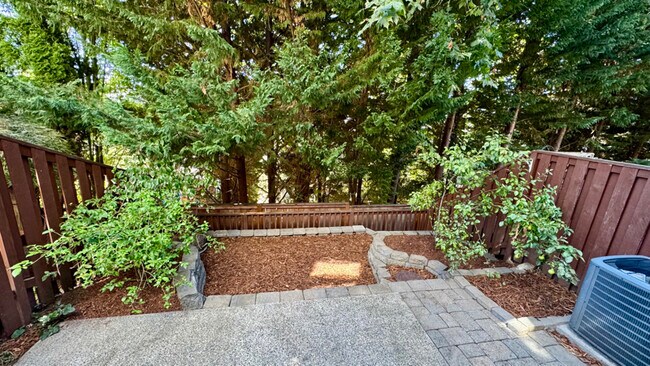 Foto del edificio - 16214 NW Fescue Ct