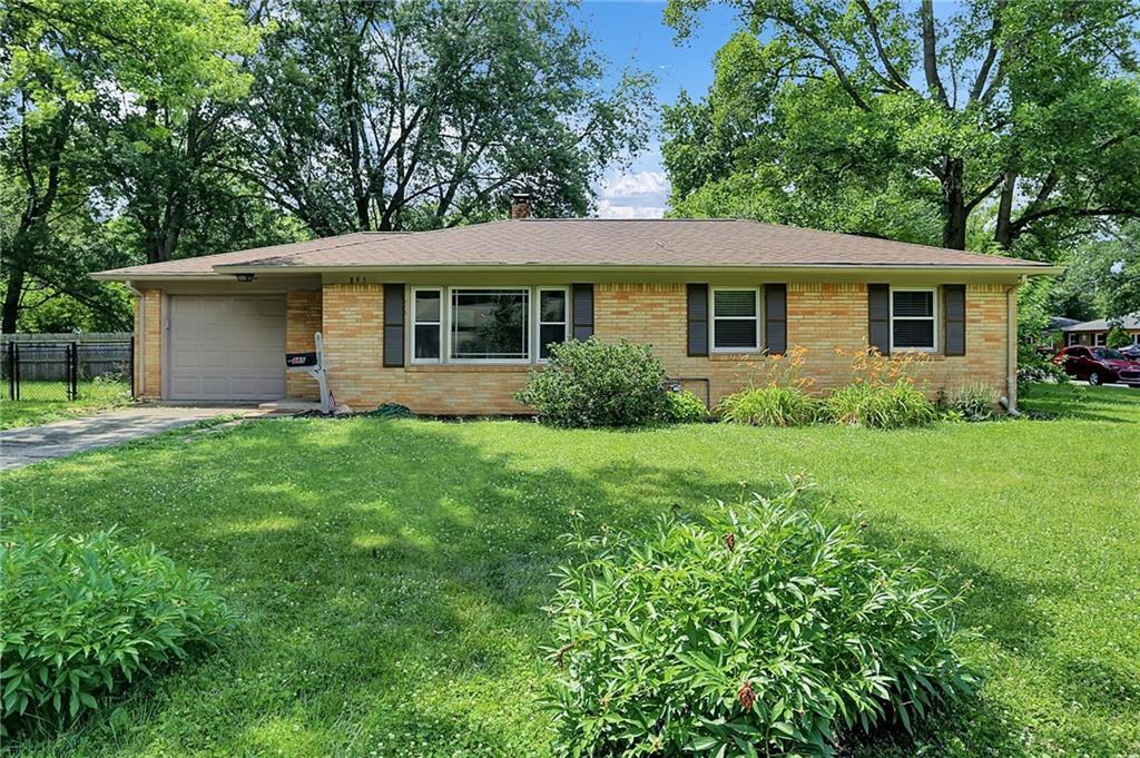 895 W Poplar St, Zionsville, IN 46077 House Rental in Zionsville, IN