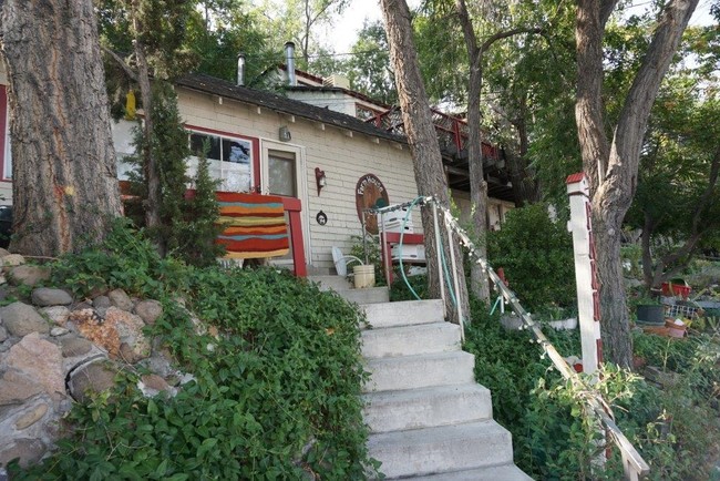 Building Photo - 1130-1154 California Ave