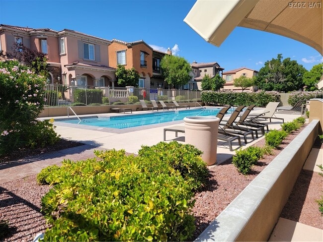 Building Photo - 11370 Merado Peak Dr