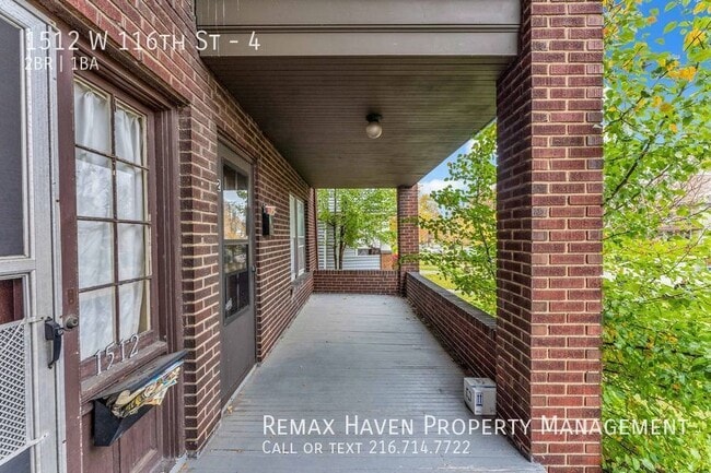 Building Photo - 1512 W 116th St