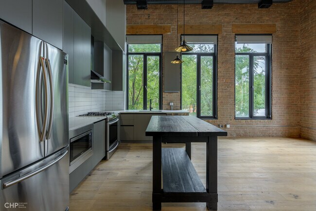 Foto del edificio - 729 N Sangamon St