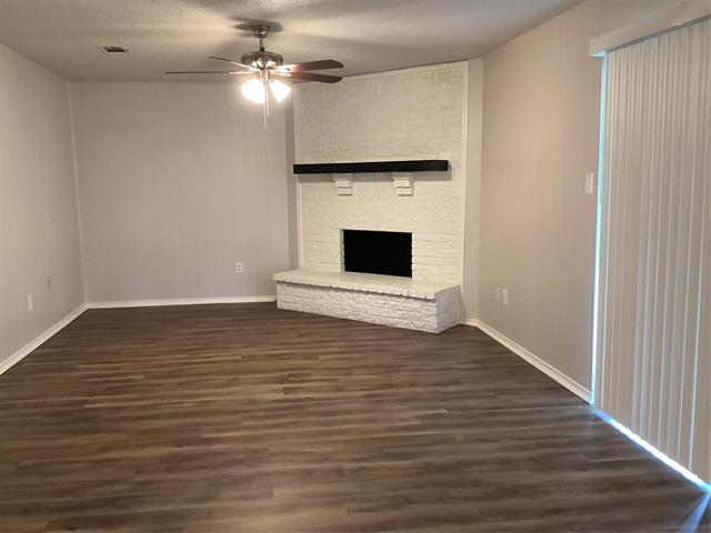 Building Photo - 6601 Charmaine Dr