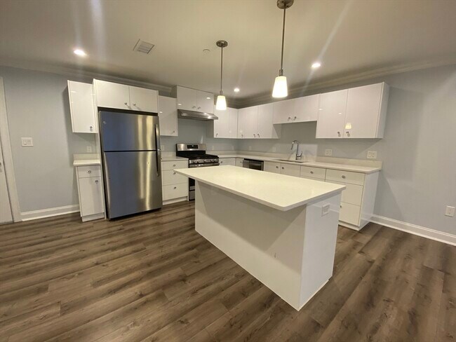 Foto del edificio - 918 Providence Hwy