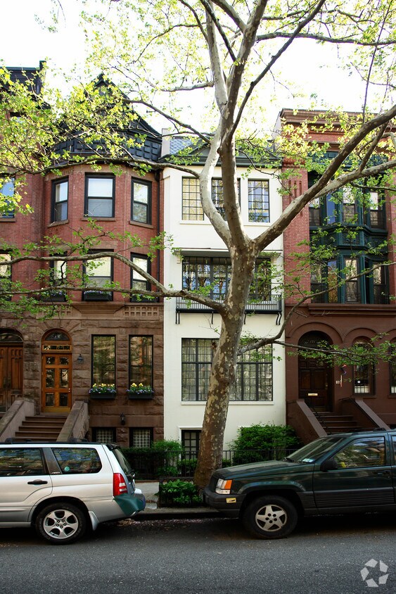 Foto del edificio - 135 W 87th St