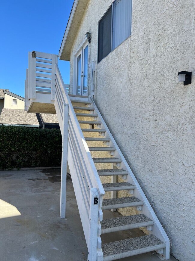 Building Photo - 16621 Dolores Ln