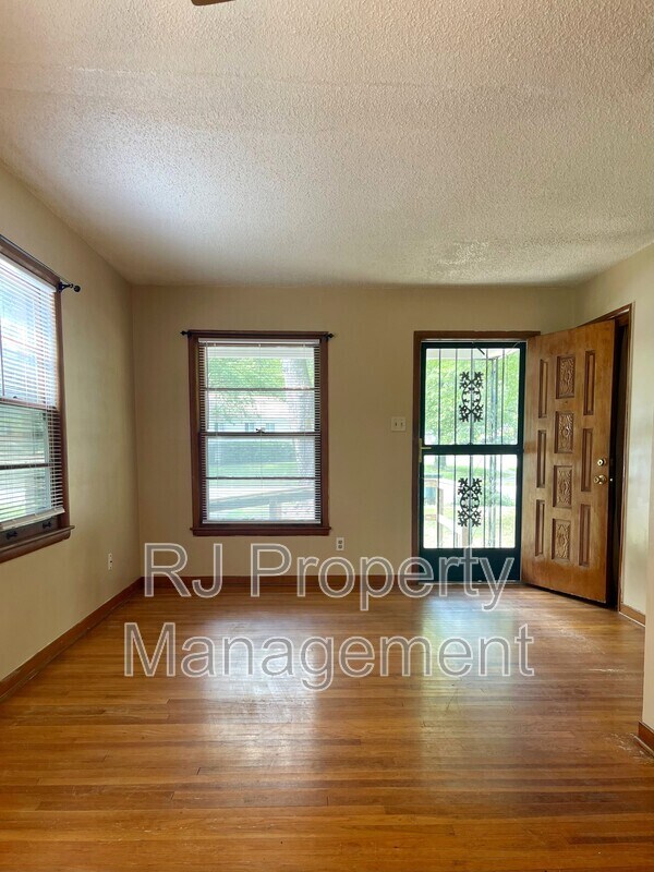 1892 Hartland St, Memphis, TN 38128 House Rental in Memphis, TN