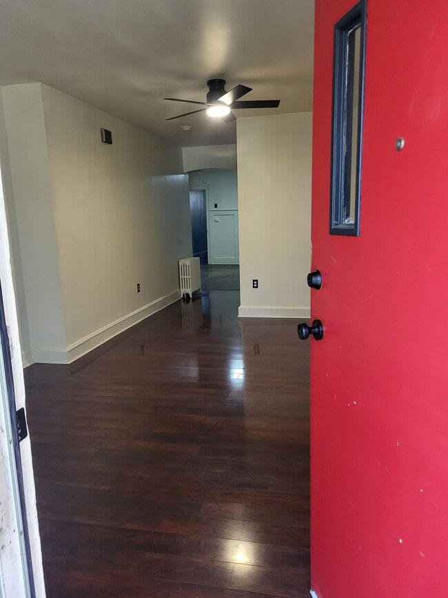 Photo - 2117 W Ontario St Apartment