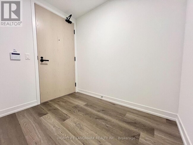 Building Photo - 195 Commerce St