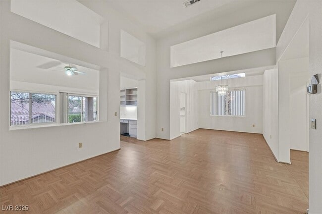 Foto del edificio - 2832 Dry Plains Dr