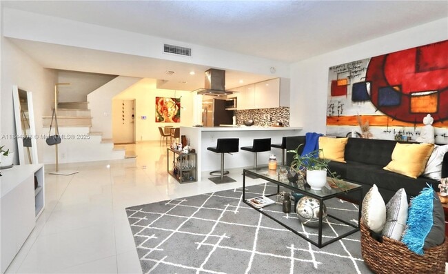 Building Photo - 20350 W Country Club Dr