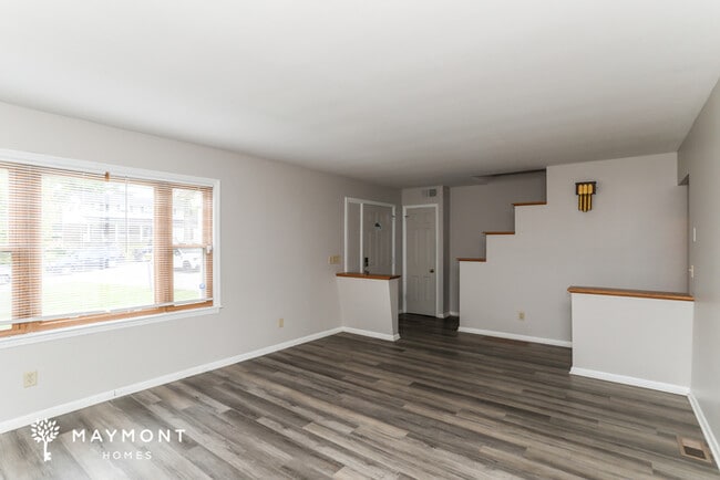 Foto del edificio - 2480 Sylmar Ct