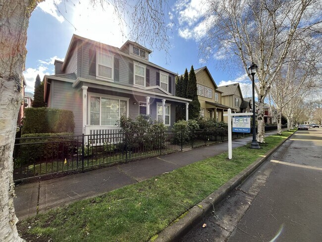 Building Photo - Bright & Beautiful Updated 3 bed, 2.5 Home in Hillsboro Orenco Gardens! Plus Den on main level